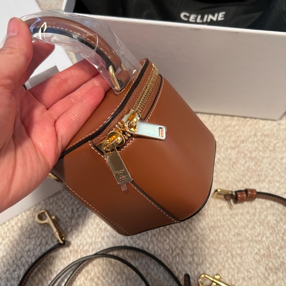 sold - Picture 3 of 4